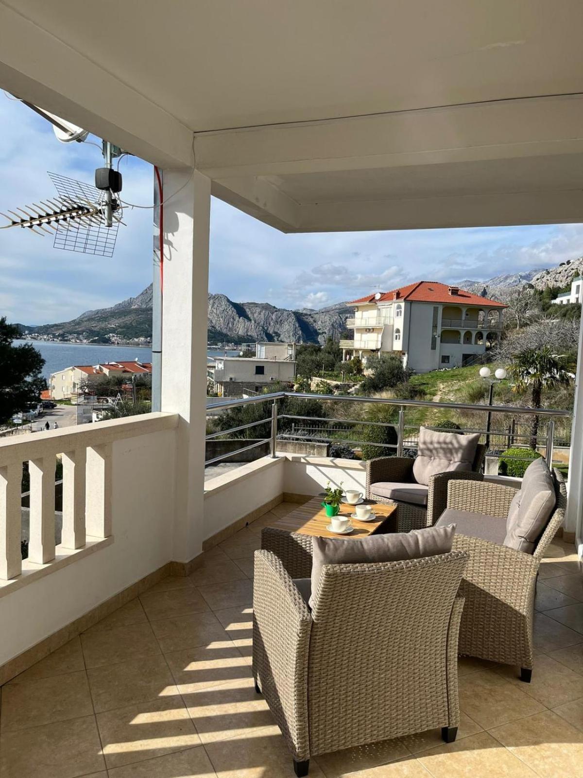 Apartment Ines Omiš Kültér fotó