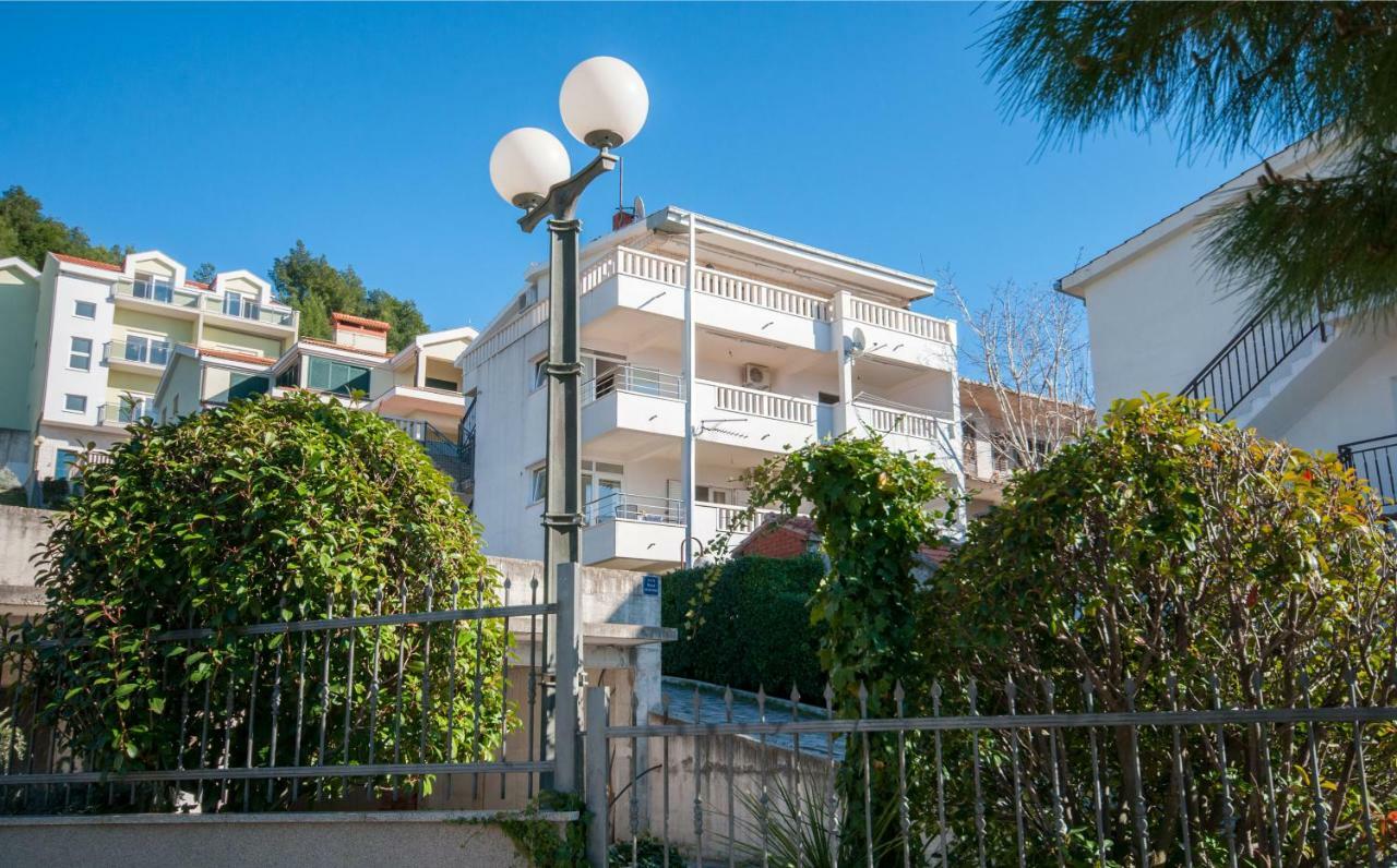 Apartment Ines Omiš Kültér fotó