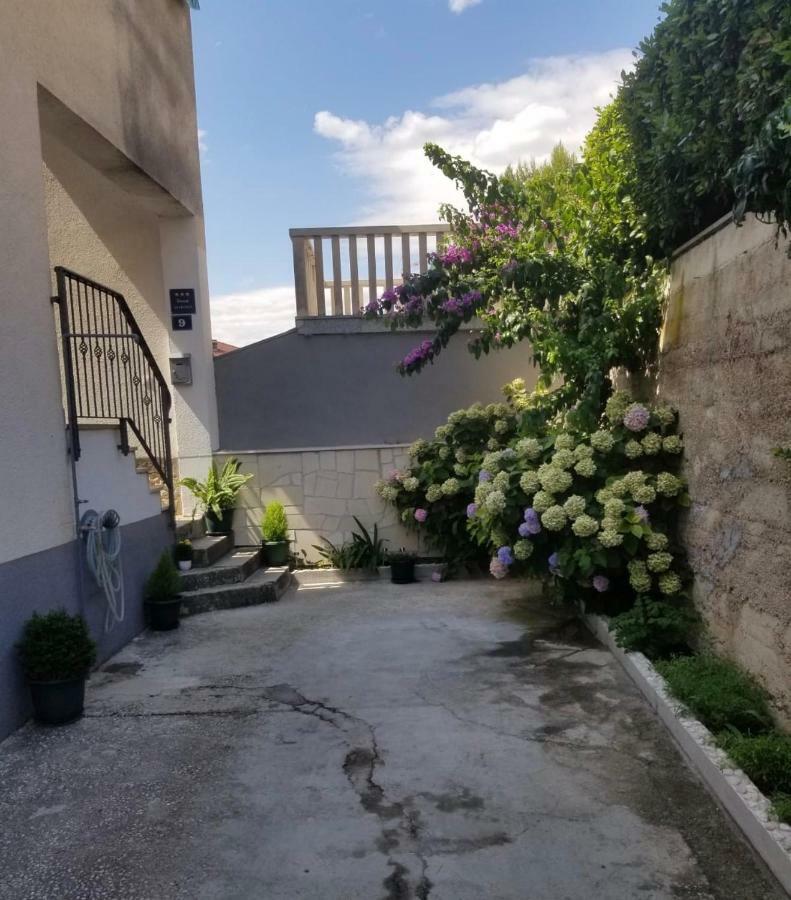 Apartment Ines Omiš Kültér fotó